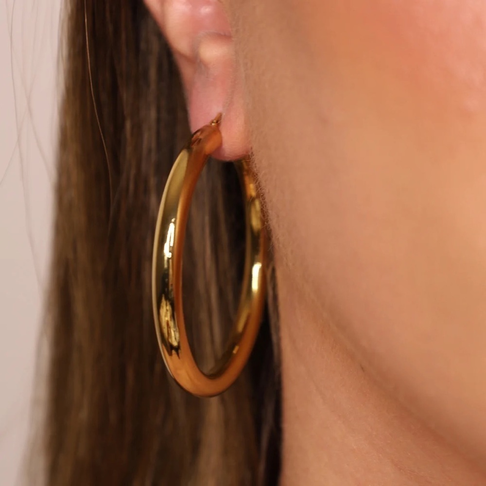 𝅺18K Gold Plated Large Hoop Earrings